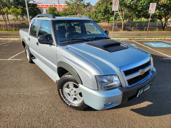 CHEVROLET S10 2.4 ADVANTAGE 4X2 CD 8V FLEX 4P MANUAL